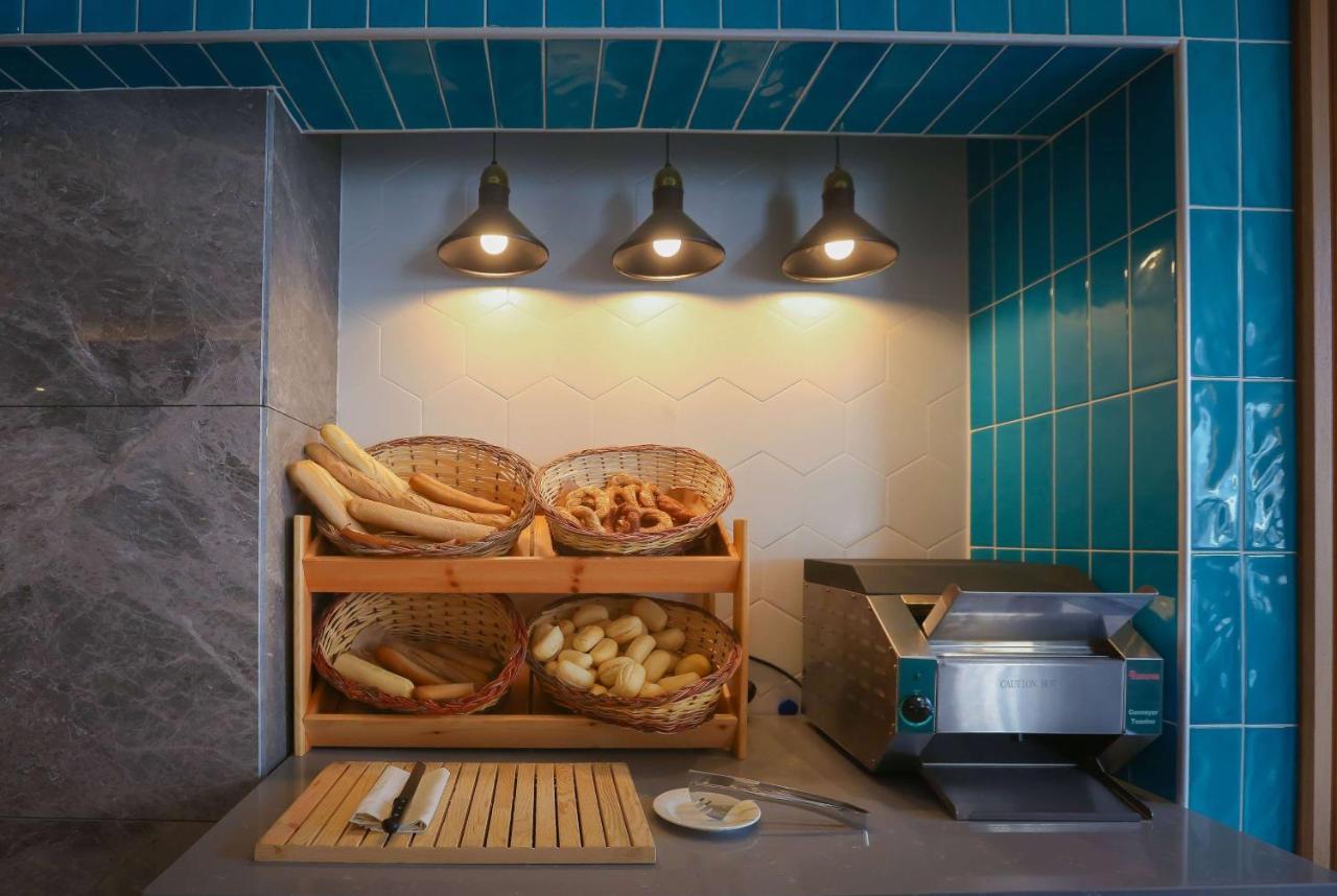 Ramada Plaza Sultanahmet Hotel Istambul Exterior foto A bread station